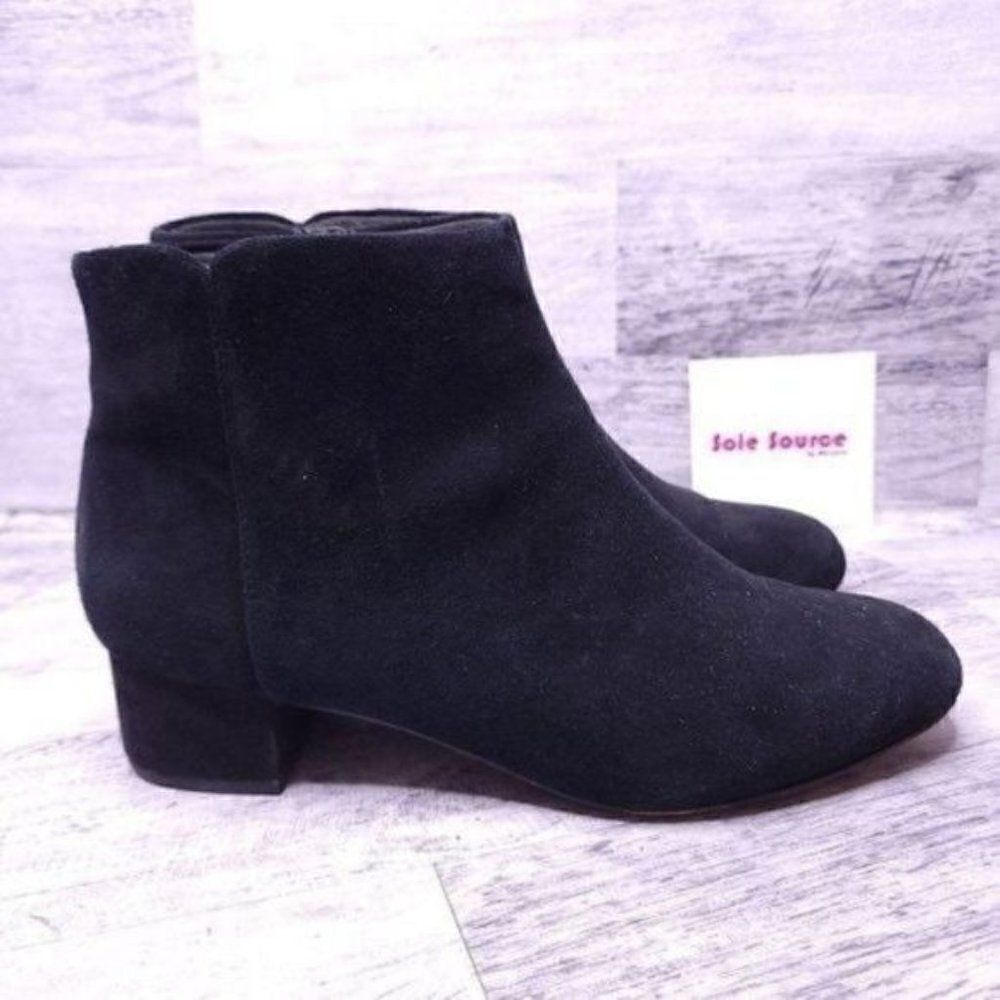 Clarks Suede Kitten Heeled Ankle Boot Black Women's sz 8.5